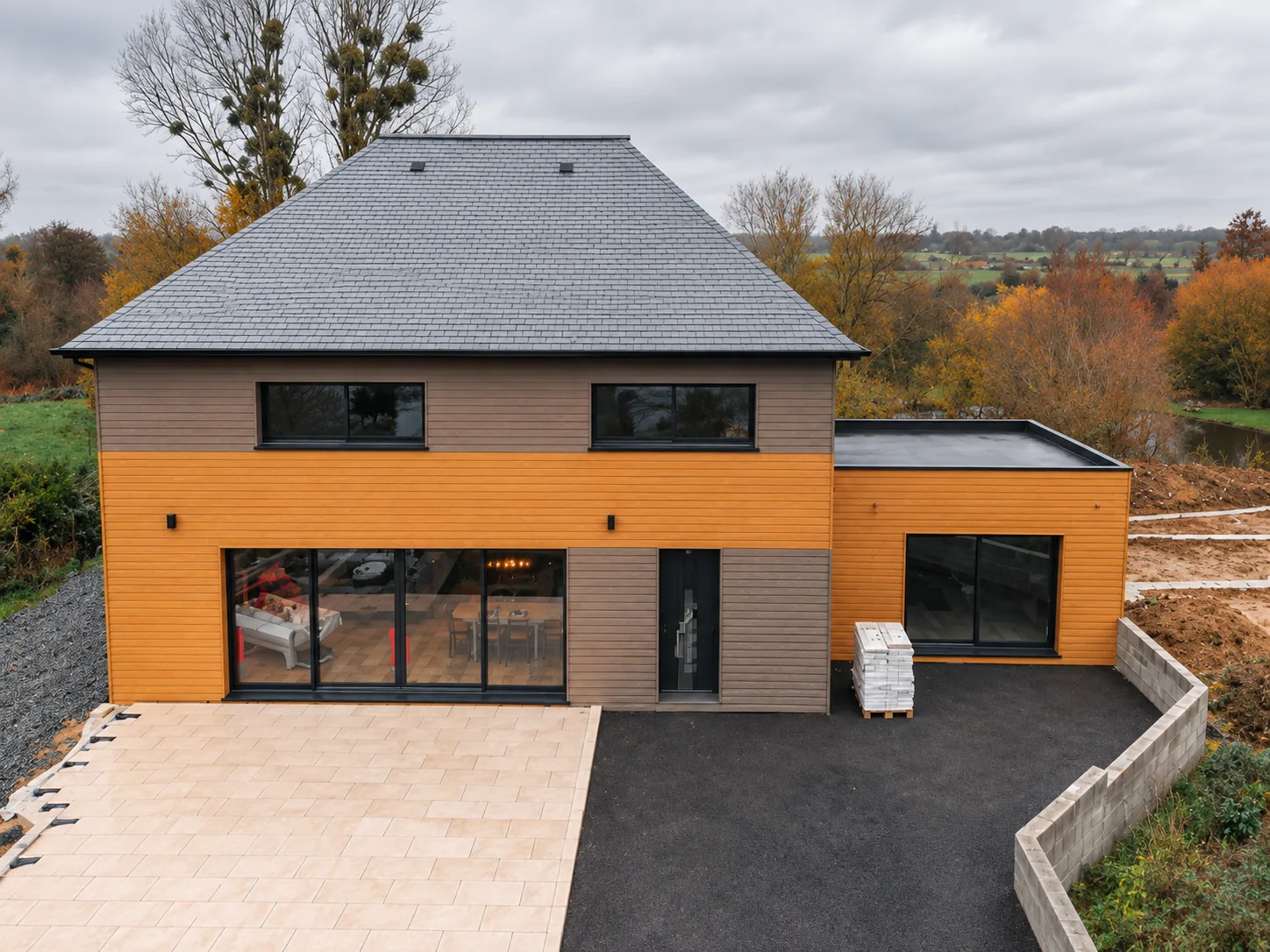 La Marseillaise — maison conteneur à étage 191 m²
